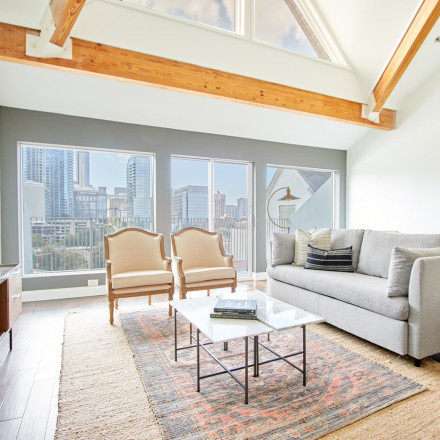 Sonder Baltimore Place