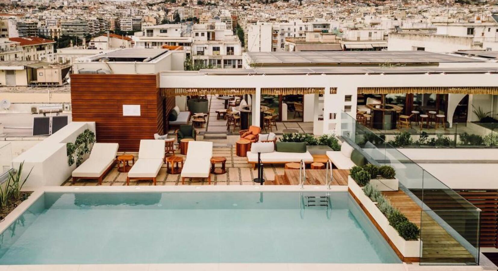 Rooftop terrace with pool 