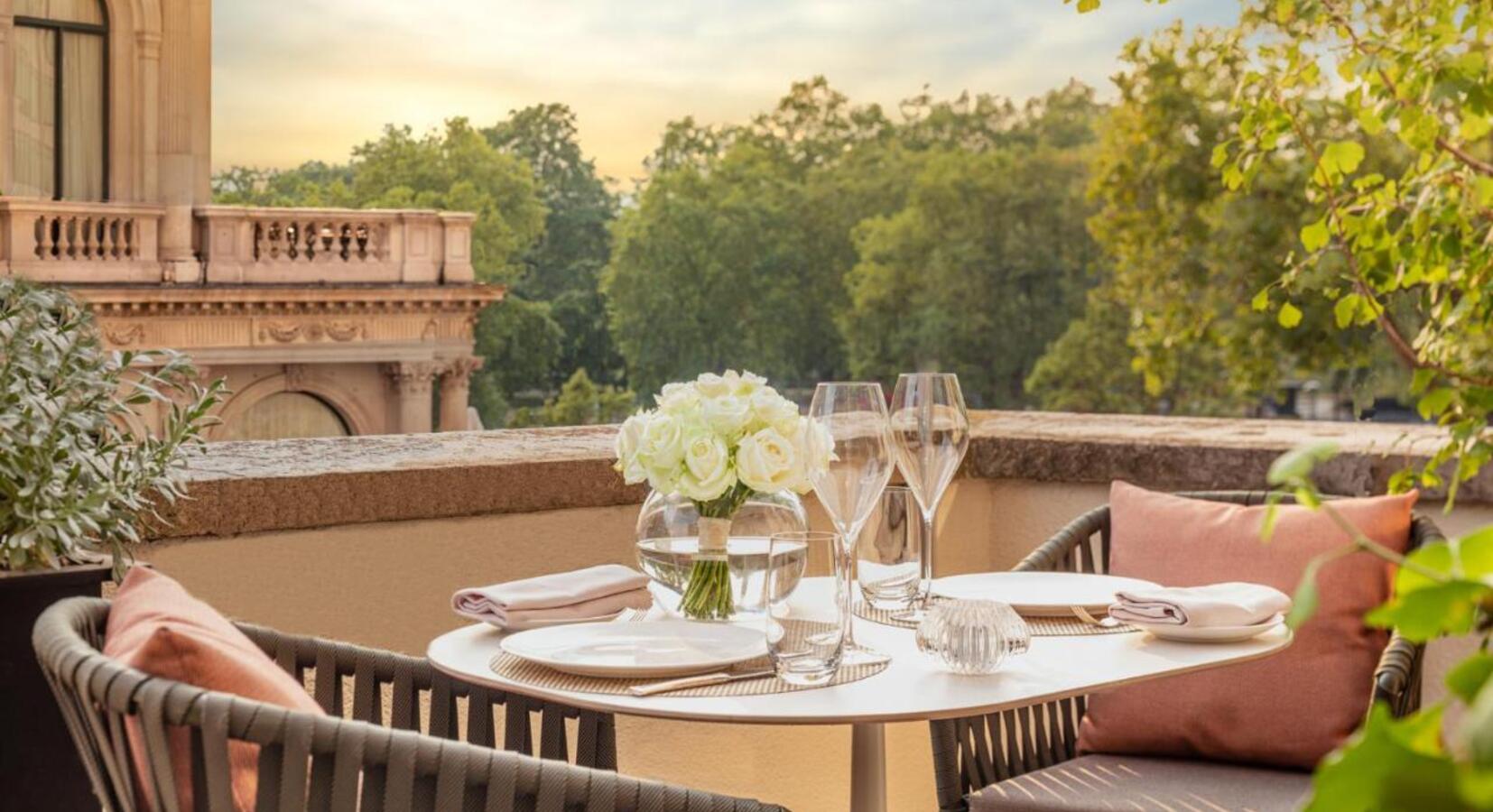 Four Seasons Hotel London at Park Lane