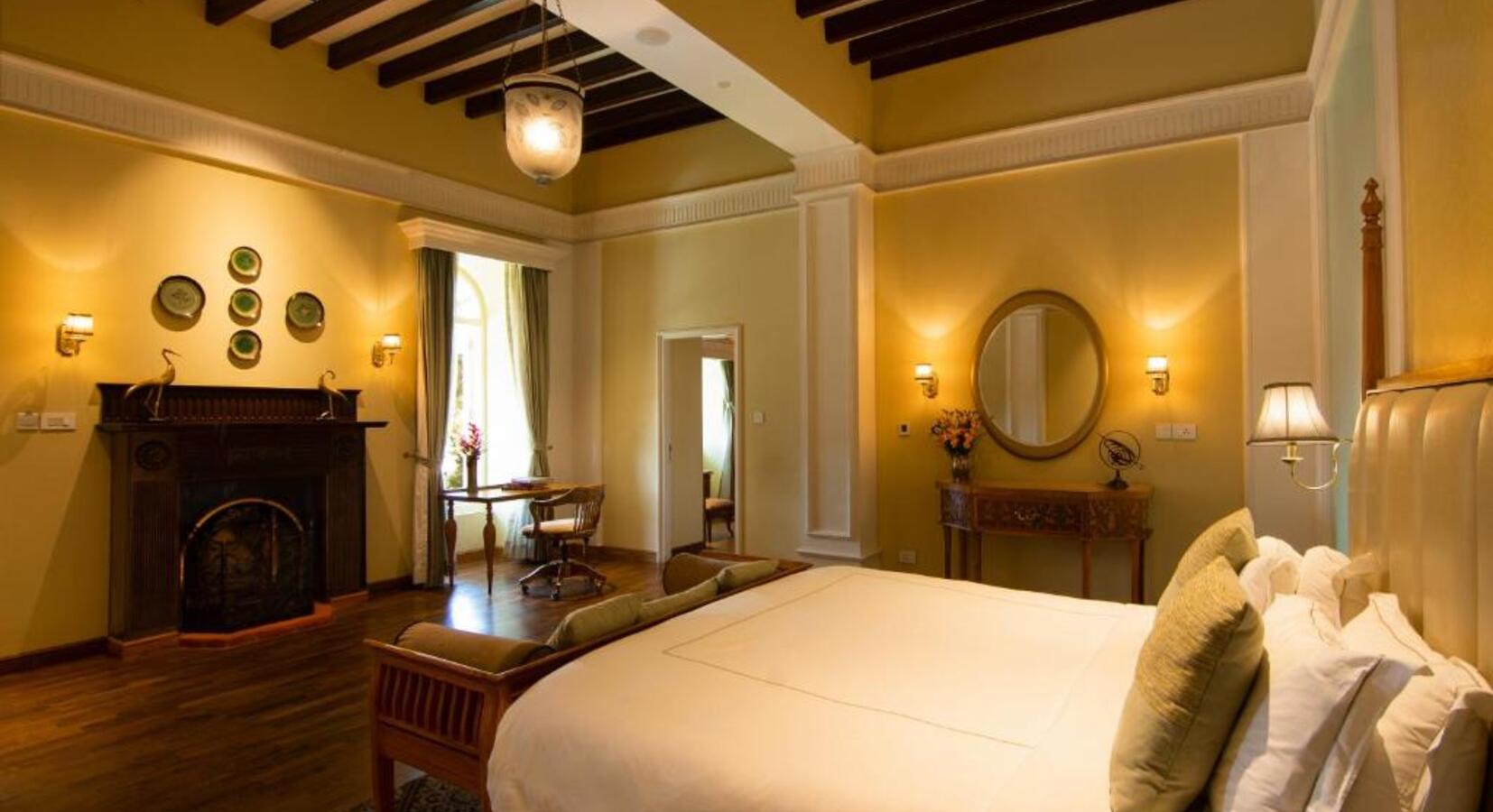 Double Bedroom with Fireplace