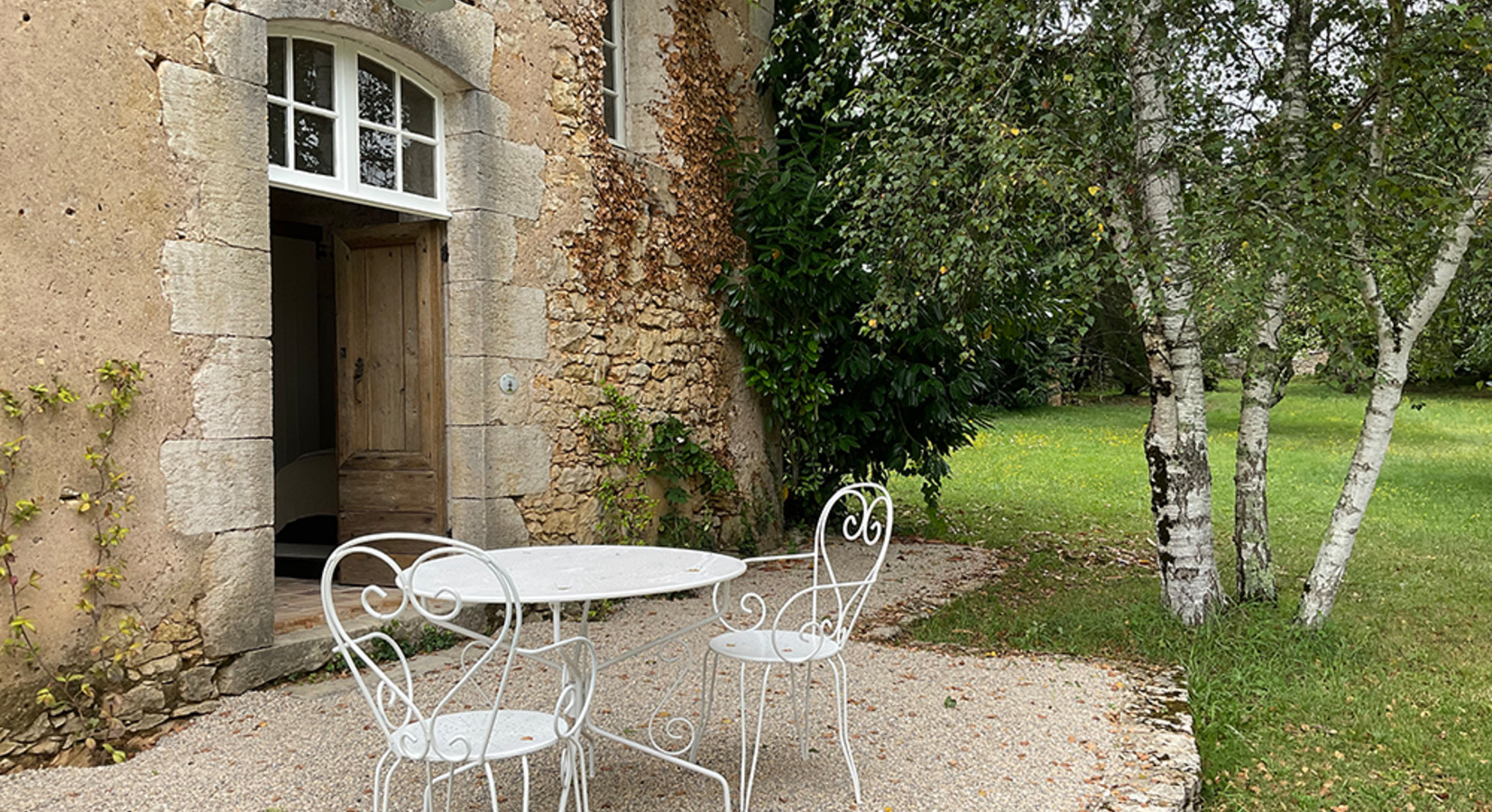 Chapel self catering cottage outside seating 