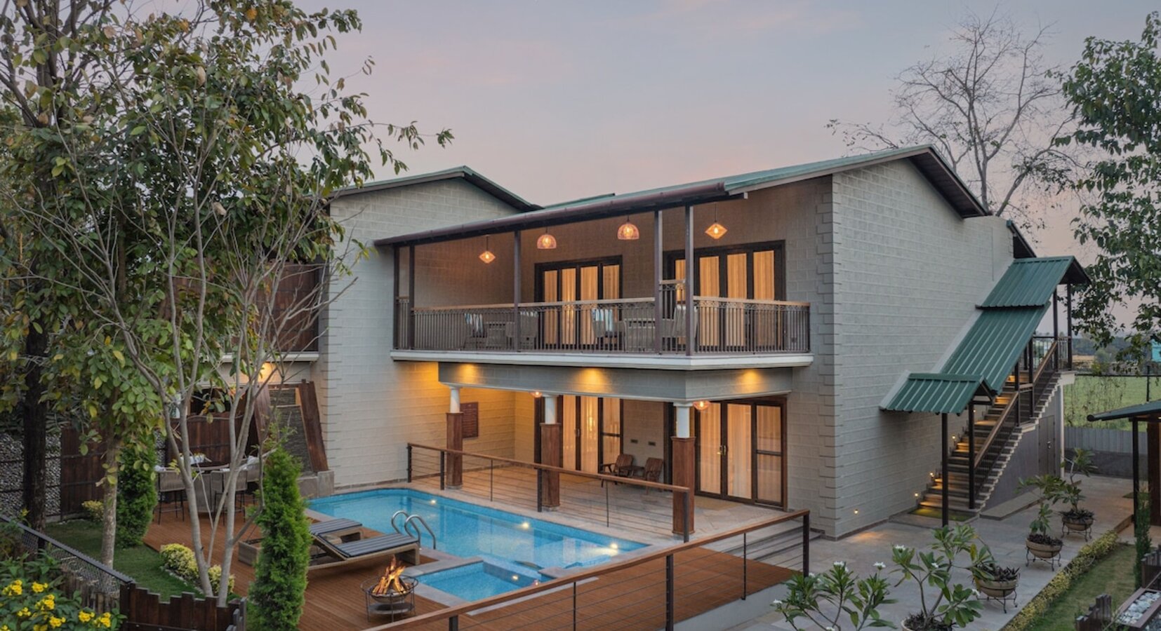 Guest Suite with Private Pool