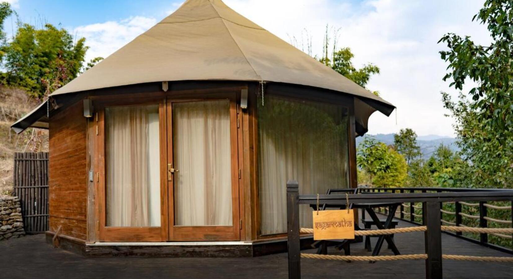 Guestroom exterior