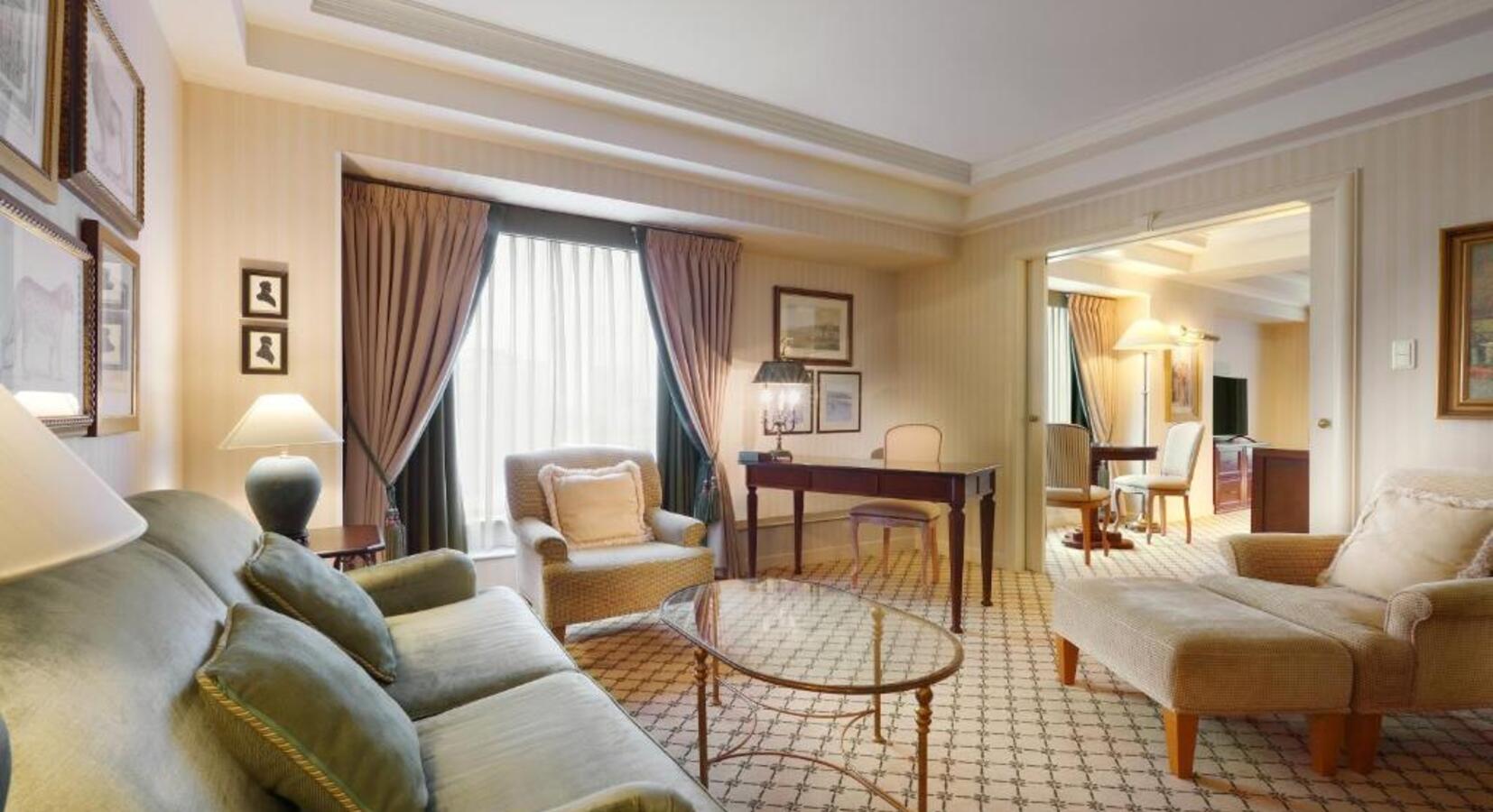Suite 