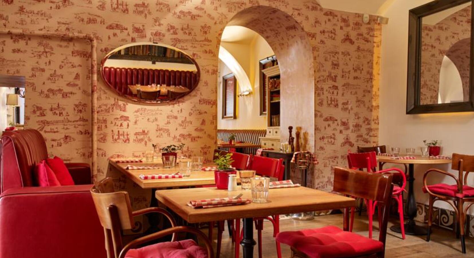 Hotel Restaurant