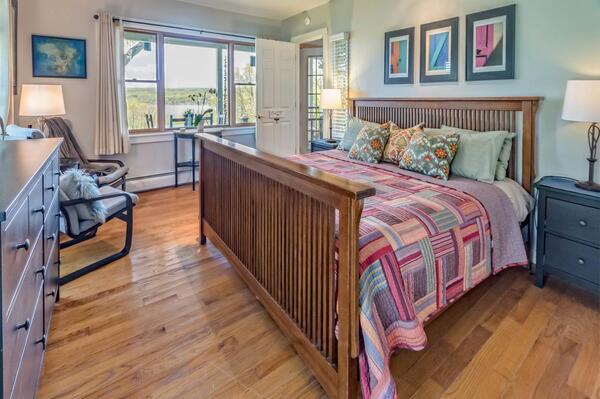 Moonshadow Bed and Breakfast