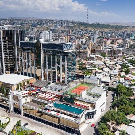 Seven Visions Resort & Places, The Dvin