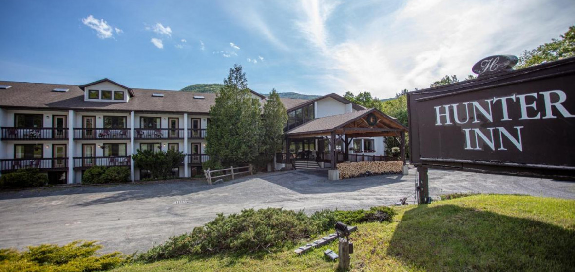 Bluebird Hunter Lodge, New York State, United States of America. Expert