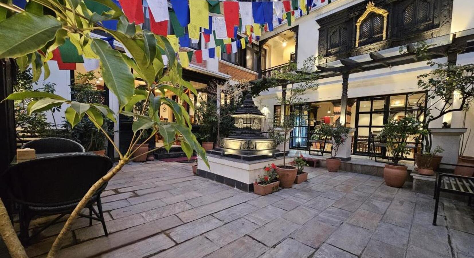 Foto de Central Courtyard