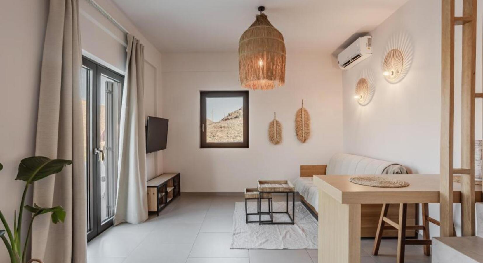 Villa interior 