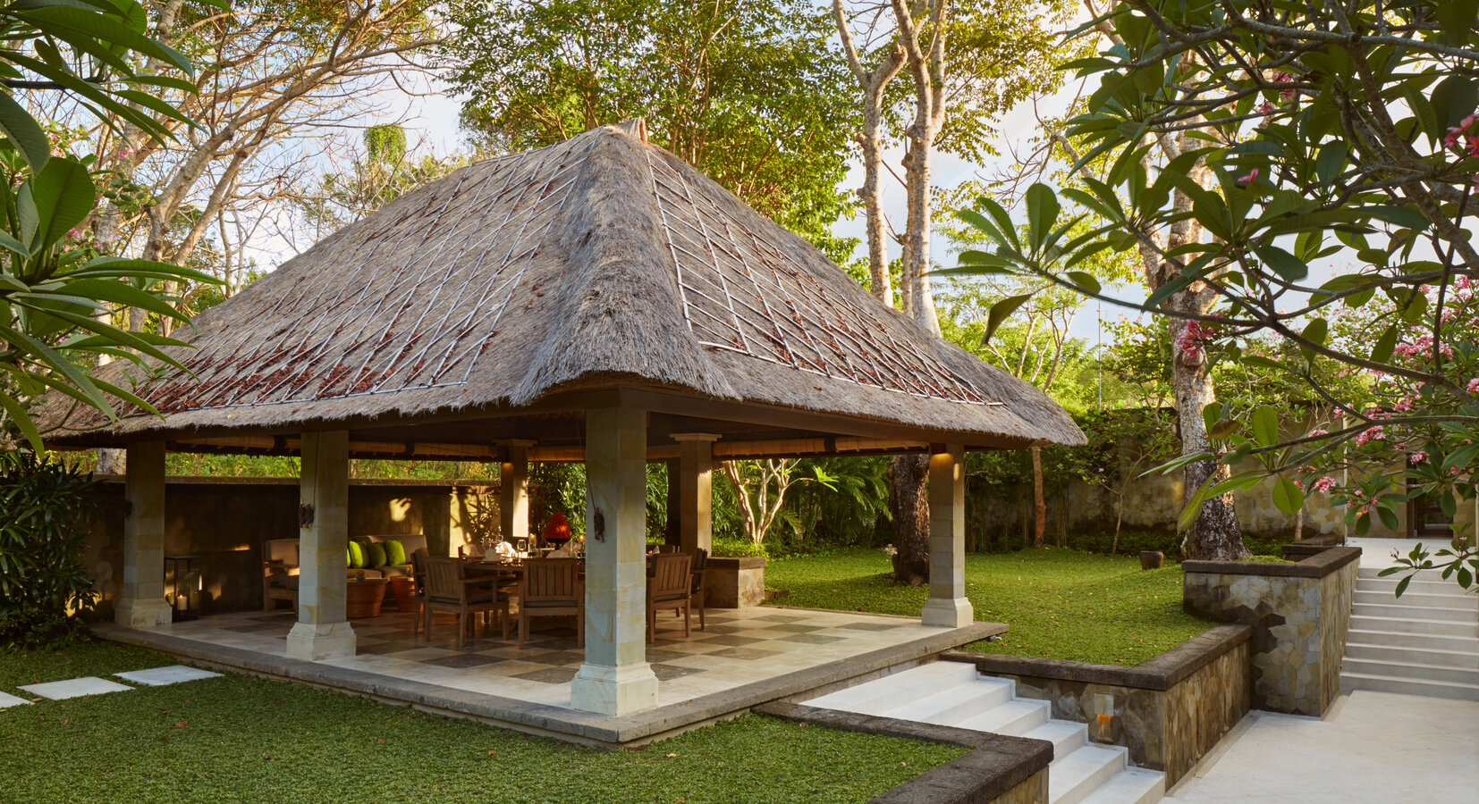 Five bedroom villa dining pavilion 