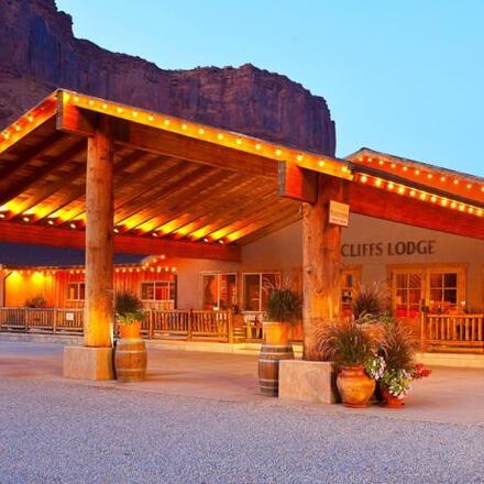 Red Cliffs Lodge