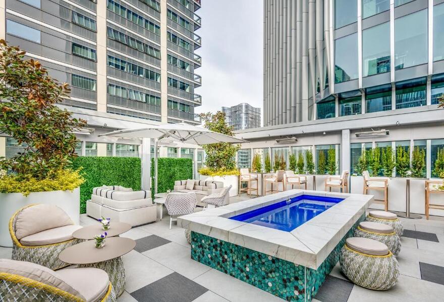 AZUR Legacy Collection Hotel