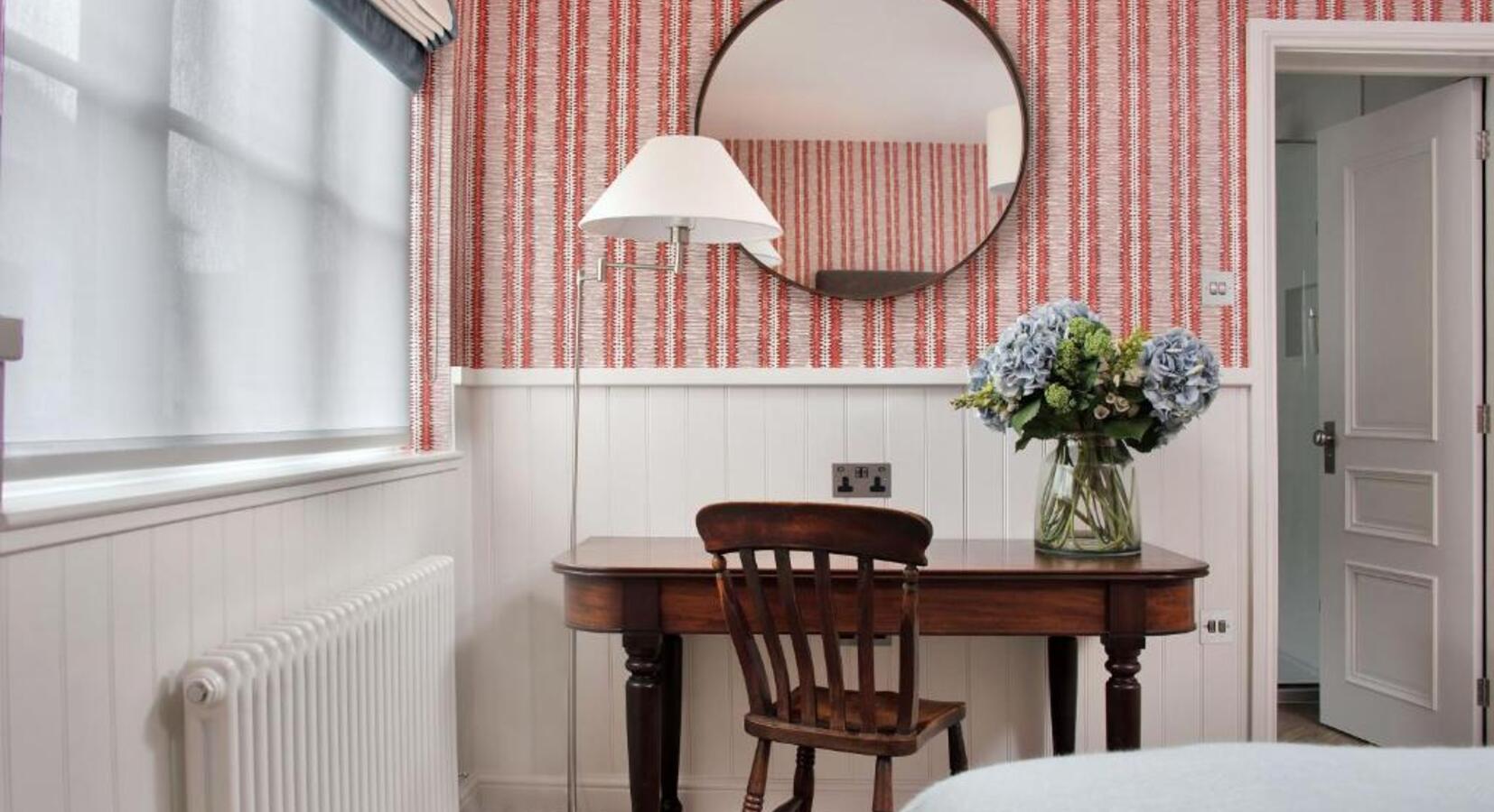 Guestroom details