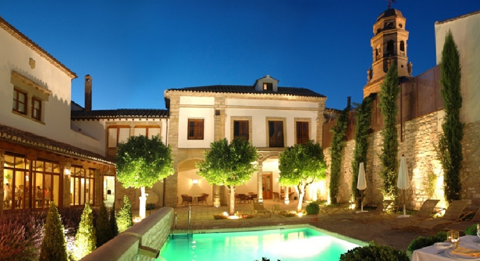 Photo de Hotel Puerta de la Luna