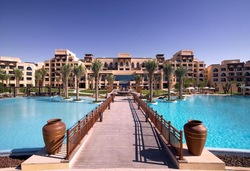 Saadiyat Rotana Resort & Villas