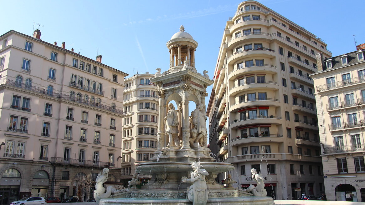 Presqu’ile Brunnen