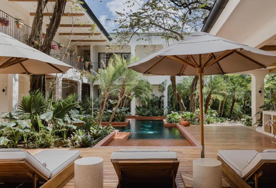 Sendero Hotel