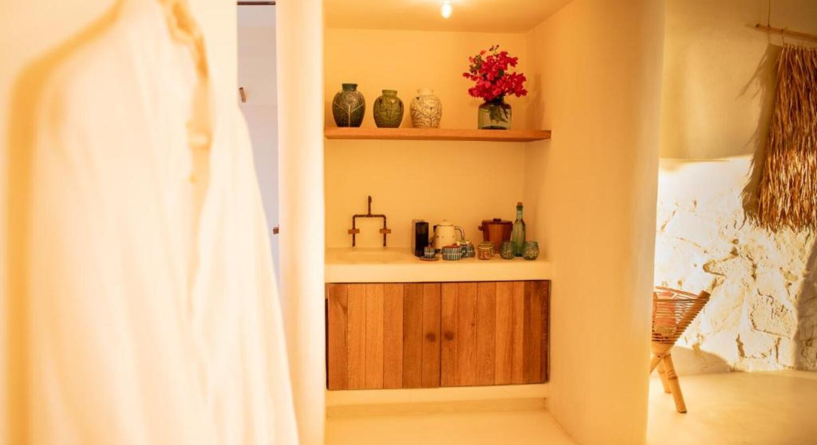 Guestroom details