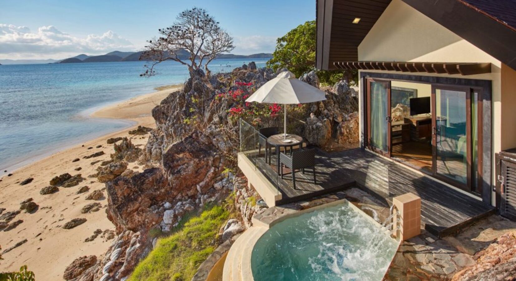 Sandbar Bungalow with Plunge Pool