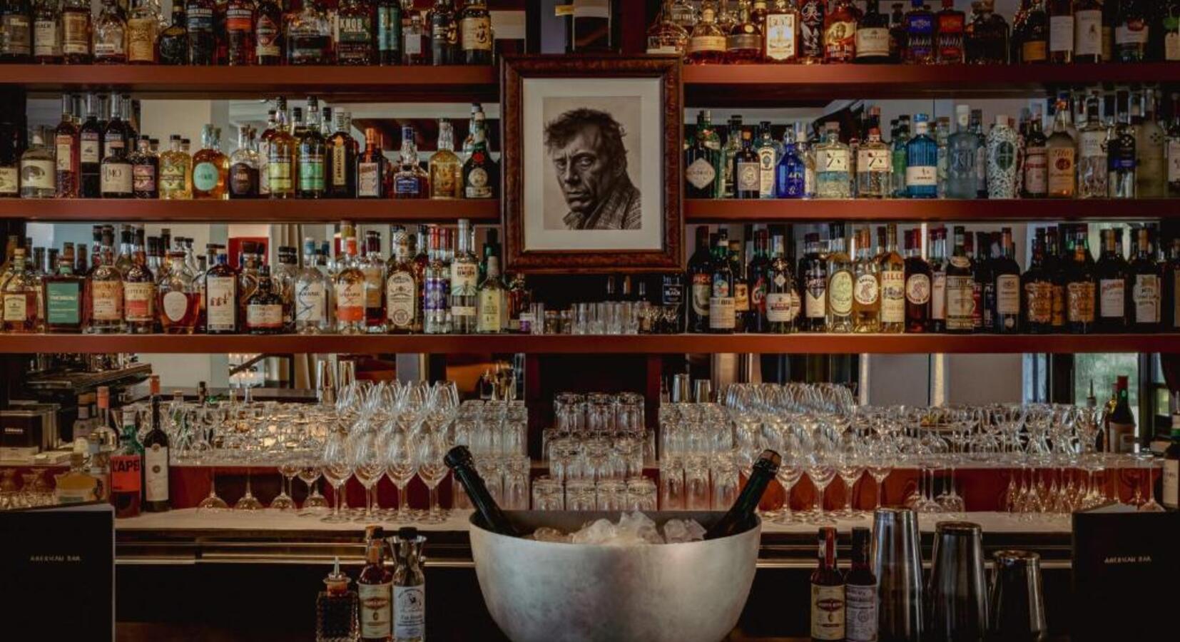 Bar area