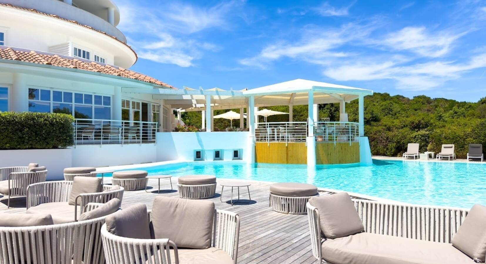 Seasonal outdoor pool