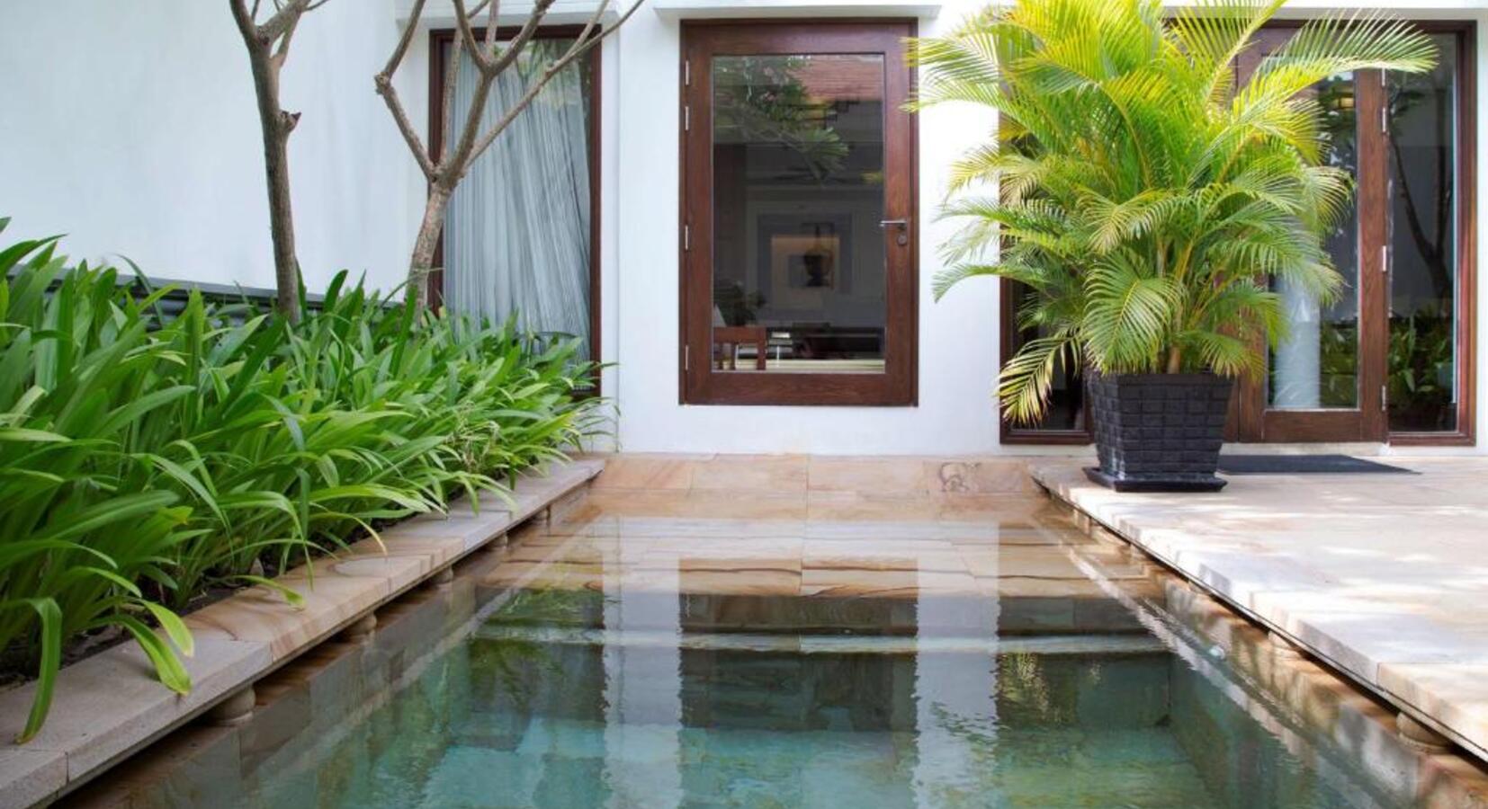 Private pool
