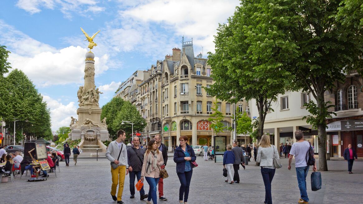 Place d'Erlon/Station Area