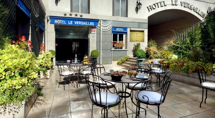 Photo of Hotel Le Versailles
