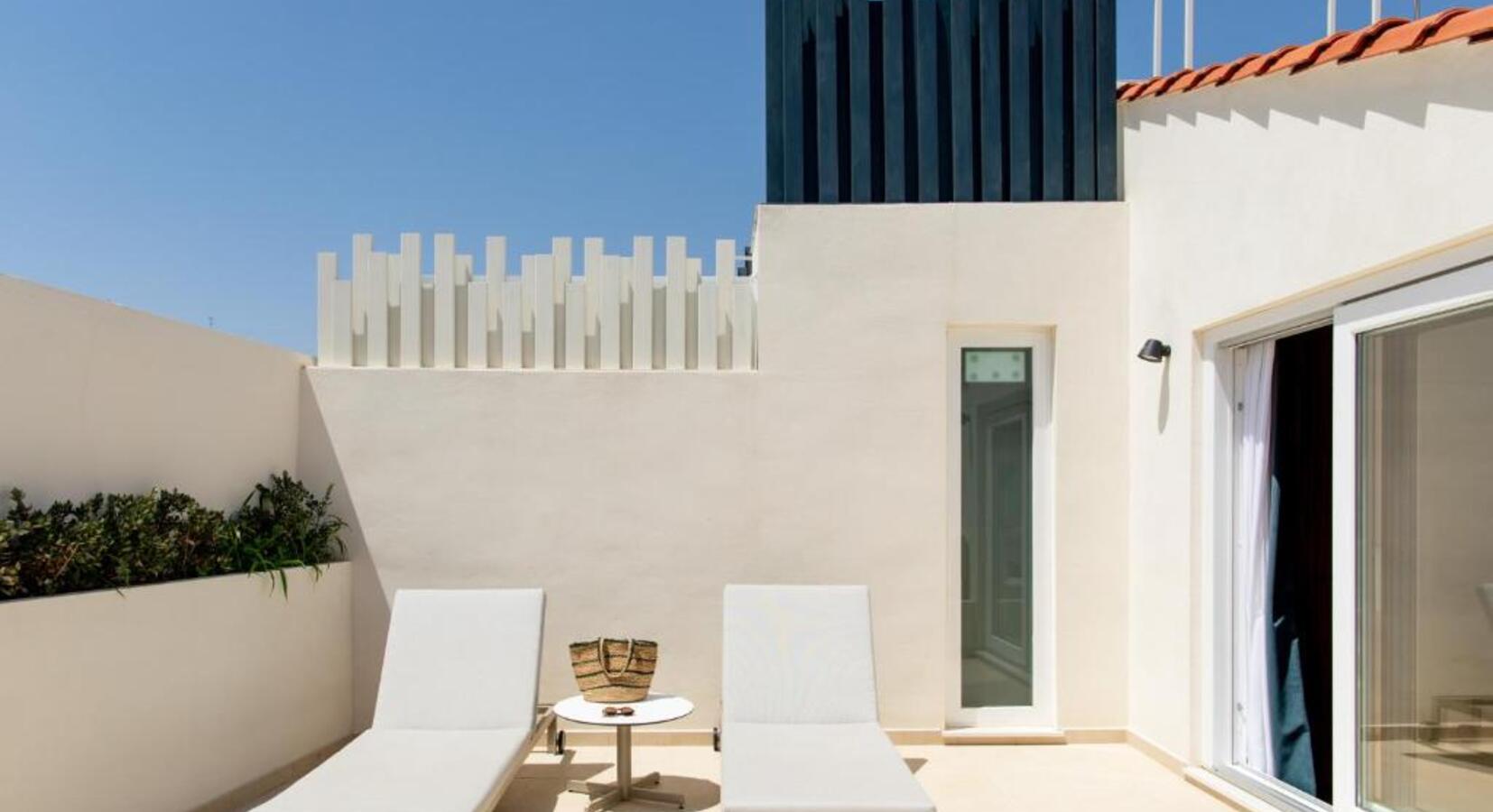 Roof terrace 
