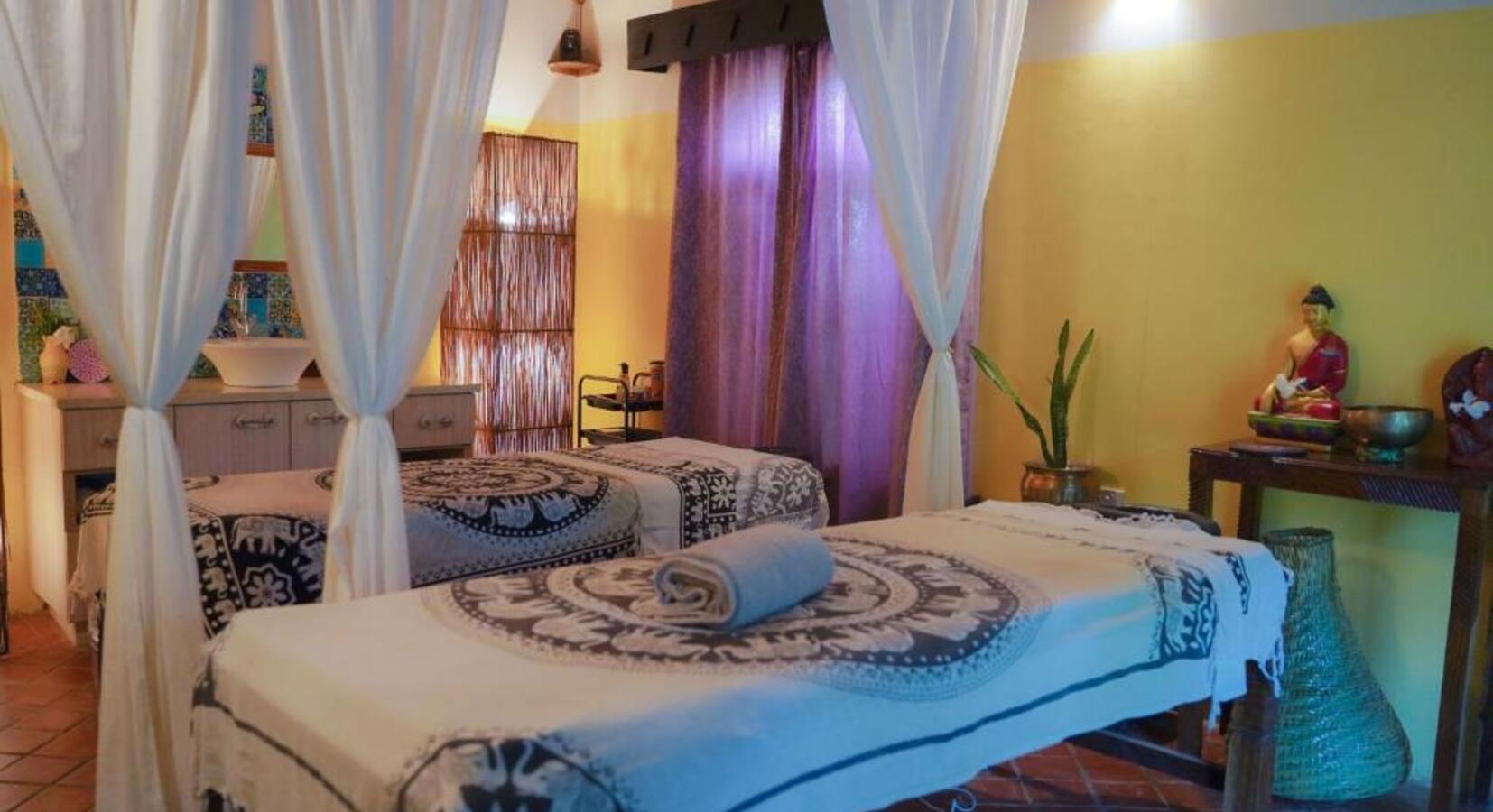 Massage area