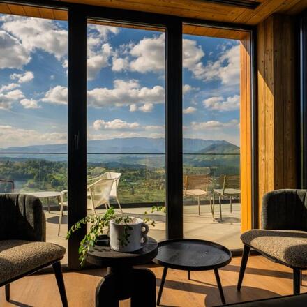 The Pines Bucegi Lodge