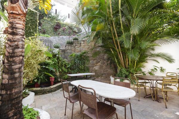 </a><a href="https://www.thehotelguru.com/hotel/lhomme-de-rio-rio-de-janeiro" target="_blank" rel="noopener">L'Homme de Rio</a><a href="https://www.thehotelguru.com/hotel/santa-teresa-rio-de-janeiro" target="_blank" rel="noopener">