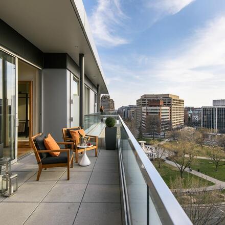 The 7 Best Hotels in Washington DC with Balconies