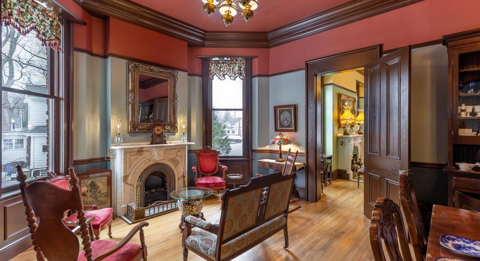 Photo of Steele Mansion