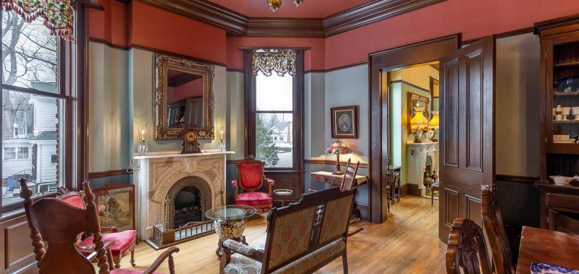 Steele Mansion