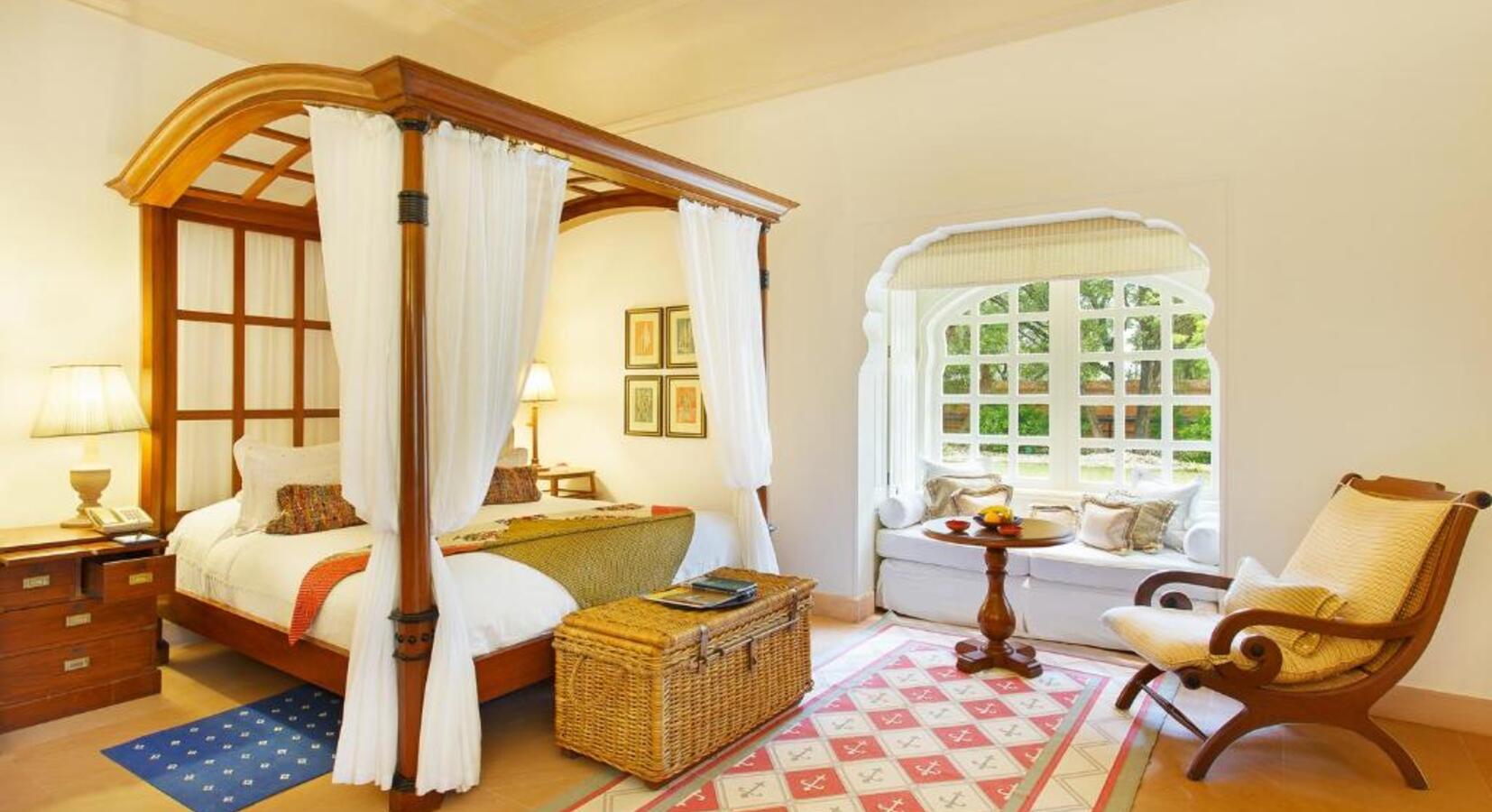 Double Bedroom with Four Poster