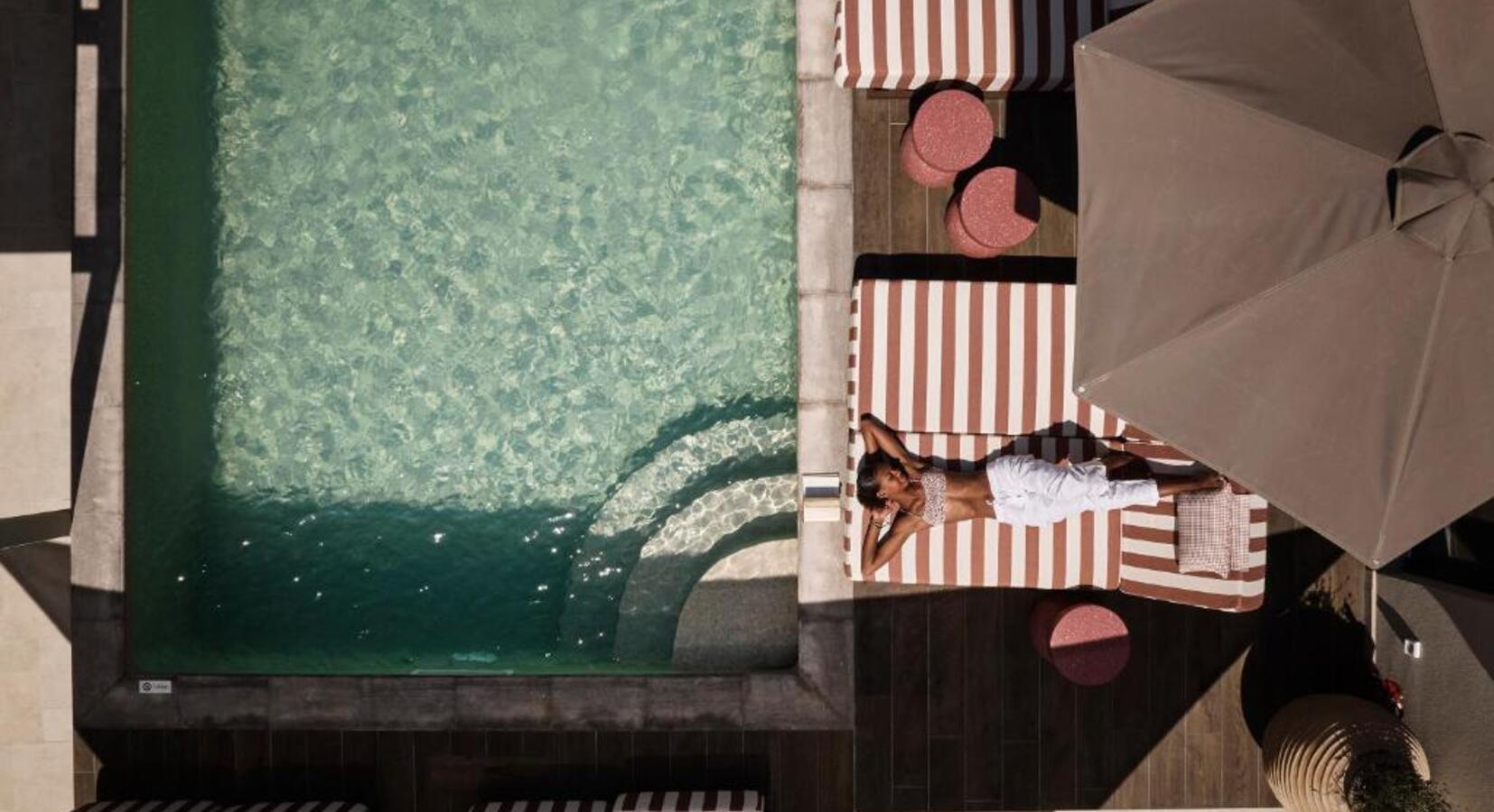 Pool area