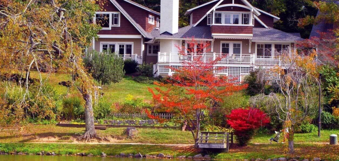 Arbor House, North Carolina, United States of America. Expert reviews