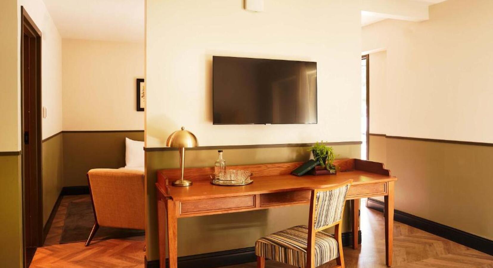 Guestroom details