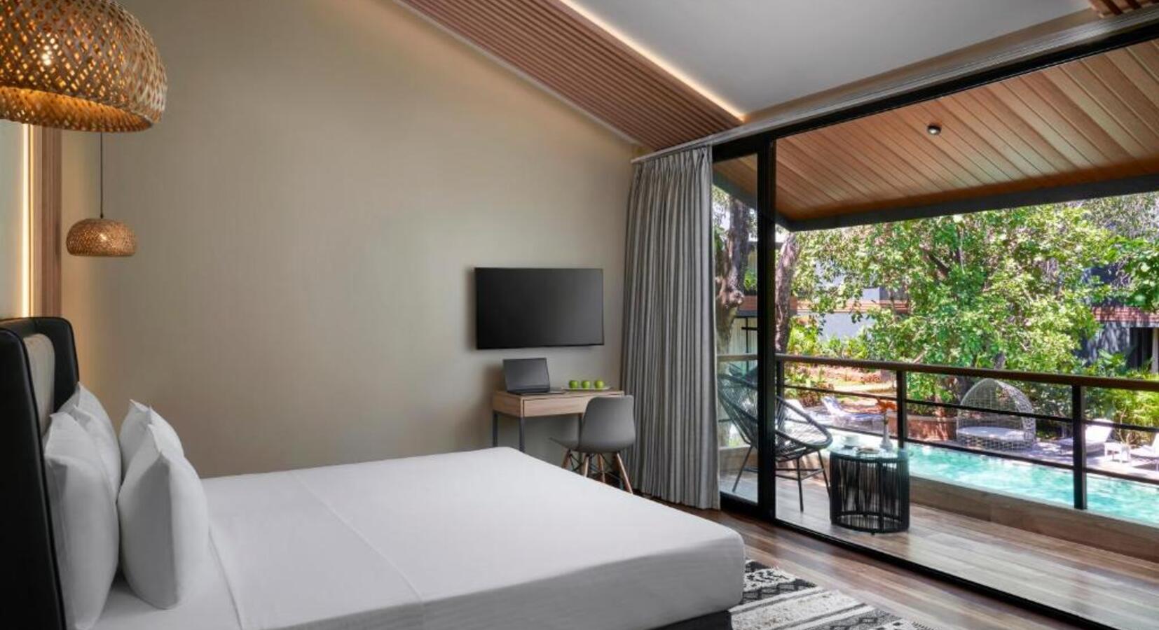 Executive Room 