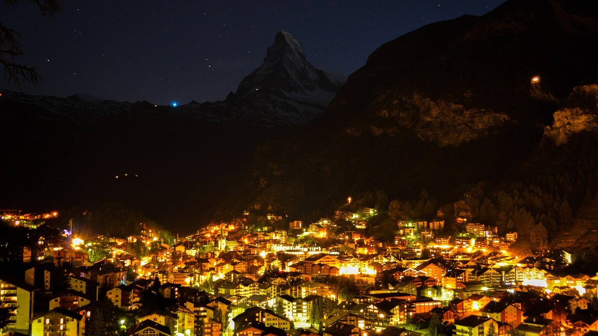 Petit Village de nuit