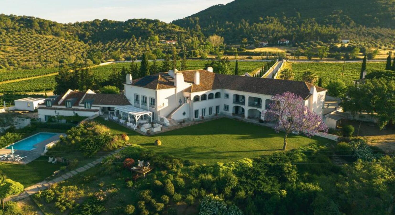 Photo of Hotel Casa Palmela