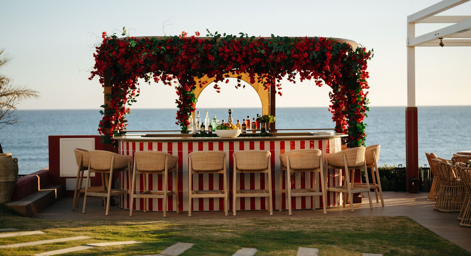Amu Beach Club Bar